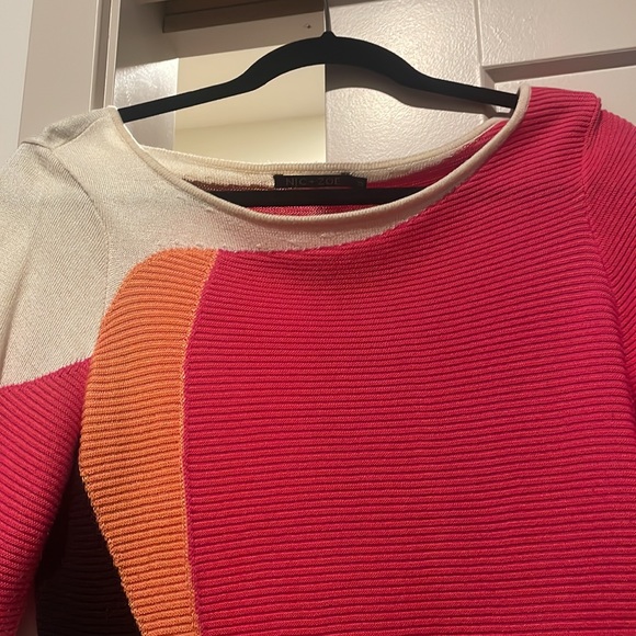 Sweater - Picture 2 of 3